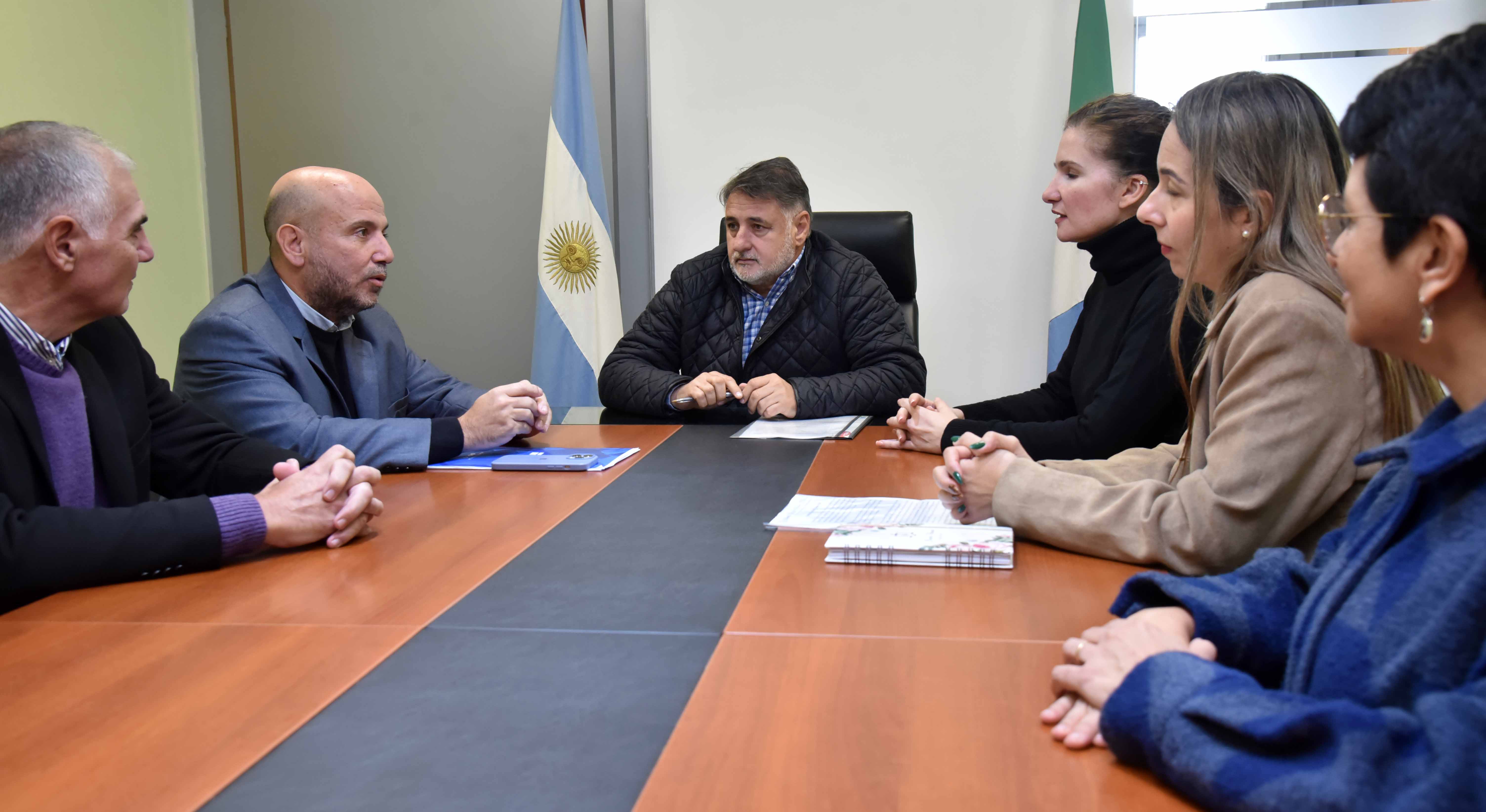 FIRMA DE CONVENIO CON EL MINISTERIO DE GOBIERNO PARA PROMOVER LA EDUCACIÓN FINANCIERA