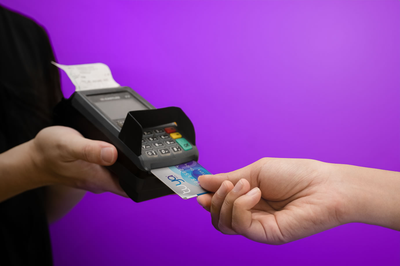 Tuya: la tarjeta para comprar con promociones en toda la provincia