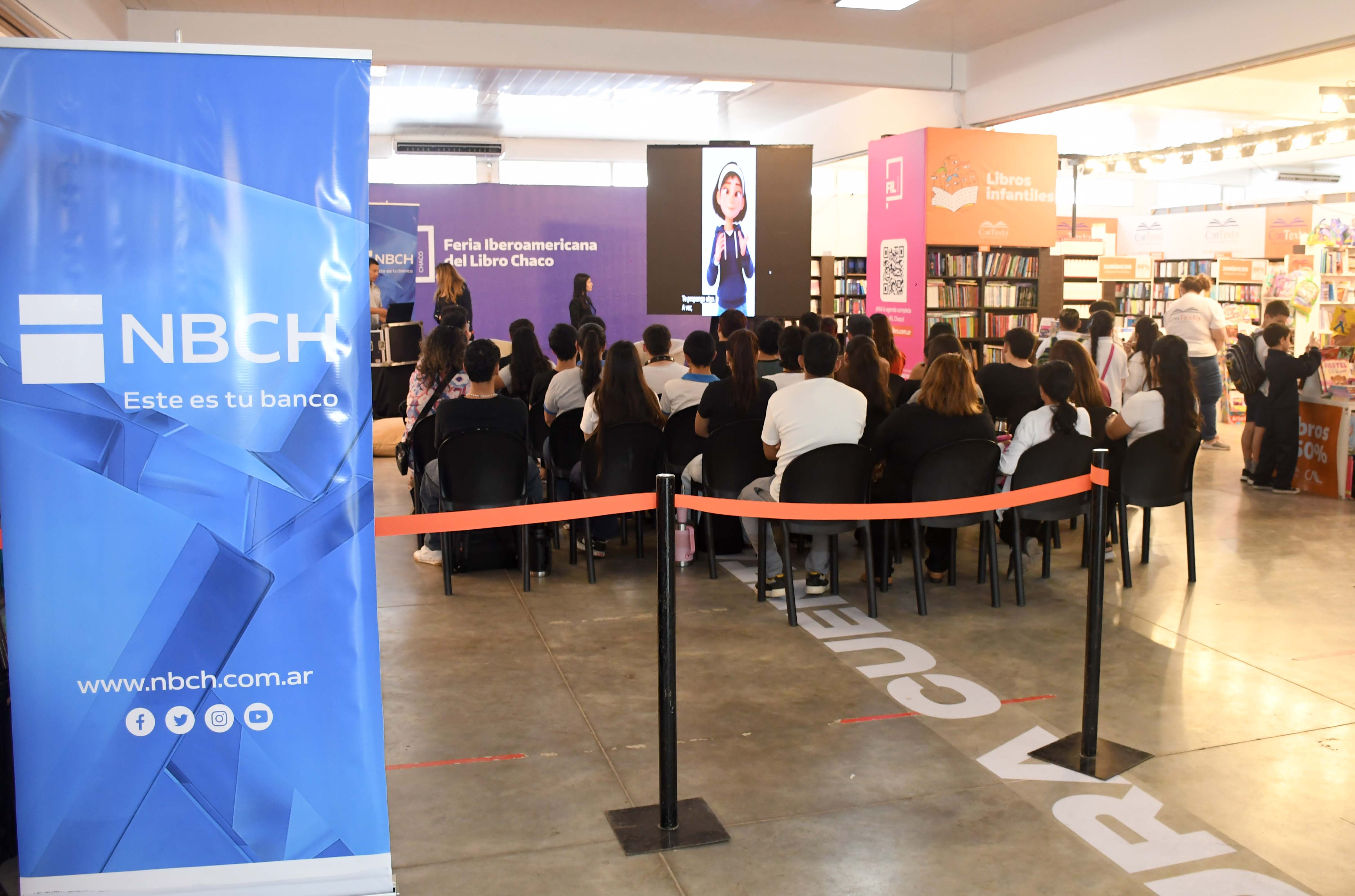 Jóvenes chaqueños participaron de los talleres de Educación Financiera de NBCH en la FIL 2026